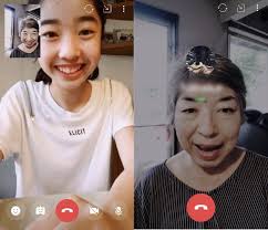 ビデオ通話をしているイメージ（コロンビアの友人と会話）